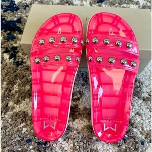 Brand New NIB Marc Fisher Trent Jelly Slide Sandals in Pink size 9